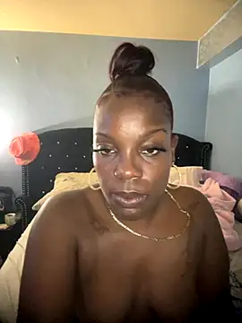 Snapshot of ChocolateBuns101 chatting on 09/14/25, 08:13 ChocolateBuns101 online show from 09/14/25, 08:13