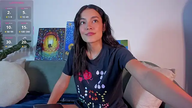 TIFFANYRUSSO online show from 10/24/25, 03:58