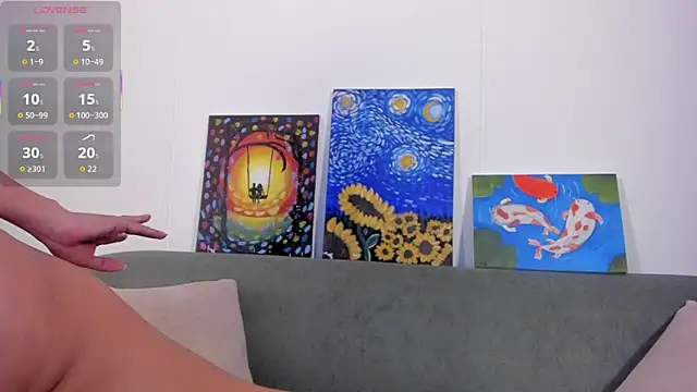 TIFFANYRUSSO online show from 02/09/26, 06:06