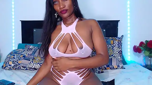 Snapshot of AdaraLink chatting on 12/29/24, 01:06 AdaraLink online show from 12/29/24, 01:06