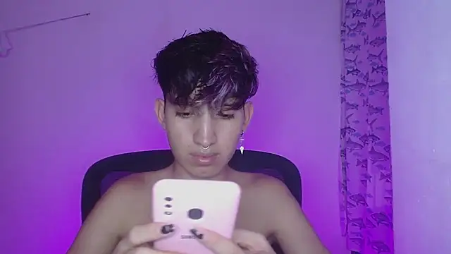 littlextreme online show from 02/14/25, 06:23