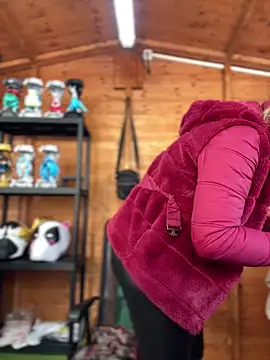 Snapshot of DaisyVibesss chatting on 12/28/24, 09:31 DaisyVibesss online show from 12/28/24, 09:31