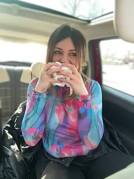 Snapshot of DaisyVibesss chatting on 02/04/25, 10:54 DaisyVibesss online show from 02/04/25, 10:54