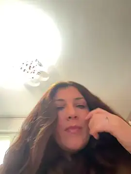 DaisyVibesss online show from 03/27/26, 08:59