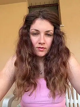 DaisyVibesss online show from 04/17/26, 12:19