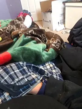 Snapshot of Hugetings chatting on 02/14/25, 08:26 Hugetings online show from 02/14/25, 08:26