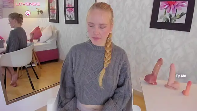 EmilySumer online show from 02/23/25, 10:17