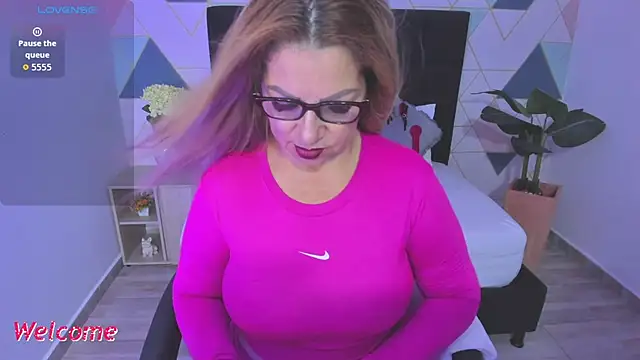 gisela27 online show from 02/24/26, 12:47