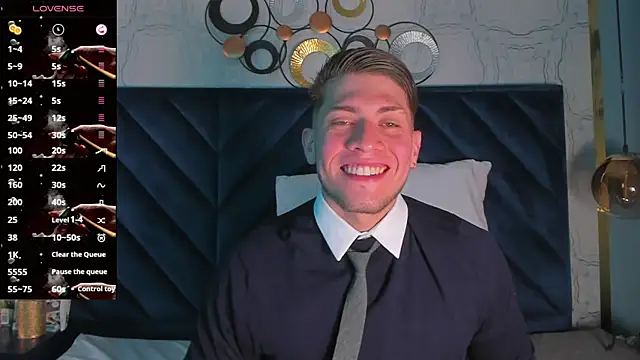 SebastianMaximoff online show from 01/12/25, 03:03