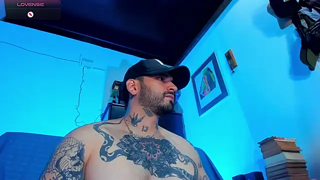 Snapshot of CamiloGray_ chatting on 02/03/25, 12:57 CamiloGray online show from 02/03/25, 12:57