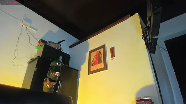 Snapshot of CamiloGray_ chatting on 09/23/25, 01:58 CamiloGray online show from 09/23/25, 01:58