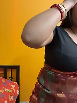 wow-wow-sexy online show from 04/05/26, 06:05