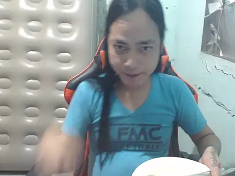 Snapshot of itsmacky4u chatting on 09/16/25, 05:08 itsmacky4u online show from 09/16/25, 05:08