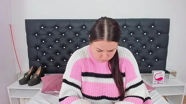 EvaLick online show from 12/30/24, 10:10