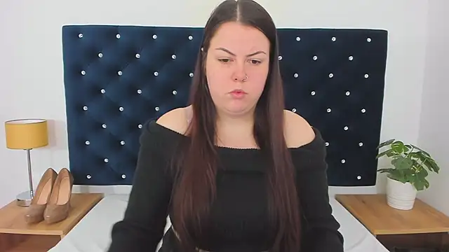 EvaLick online show from 02/24/25, 06:16