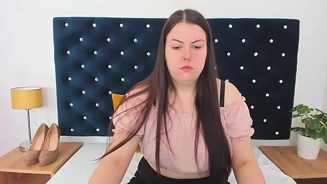 EvaLick online show from 03/19/25, 06:03