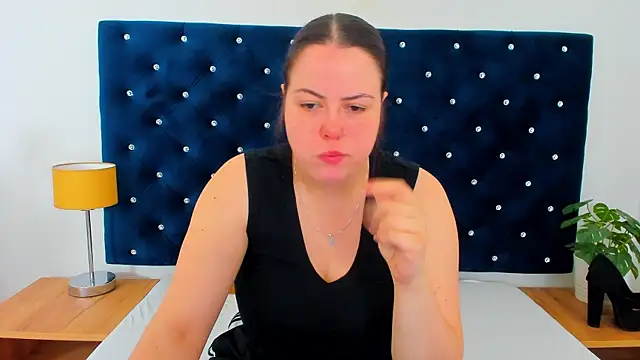 EvaLick online show from 02/19/26, 07:26