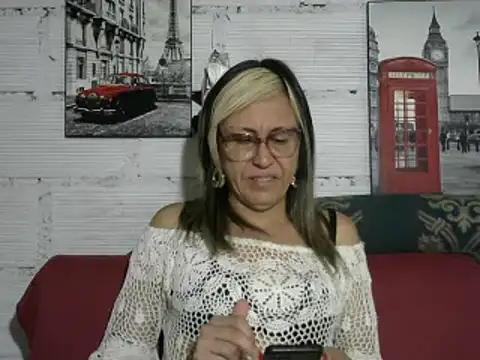 divahot08 online show from 12/12/24, 02:33