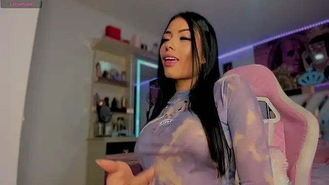 Snapshot of adda_mancini chatting on 10/12/25, 03:16 adda mancini online show from 10/12/25, 03:16