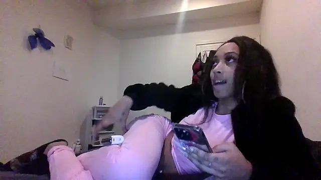 Snapshot of sexybribri@xh chatting on 02/09/25, 01:33 sexybribrixh online show from 02/09/25, 01:33