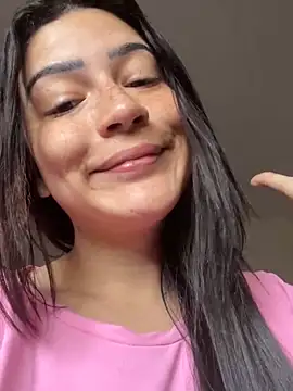 Snapshot of cutesarah_ chatting on 01/04/25, 10:24 cutesarah  online show from 01/04/25, 10:24