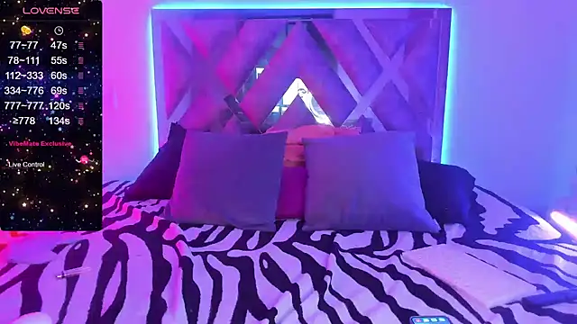 Snapshot of cutesarah_ chatting on 03/21/25, 11:23 cutesarah  online show from 03/21/25, 11:23