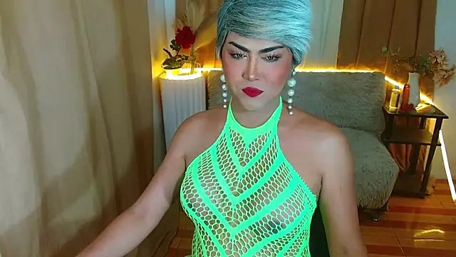 Snapshot of negrashemalexxx chatting on 10/28/25, 08:44 negrashemalexxx online show from 10/28/25, 08:44