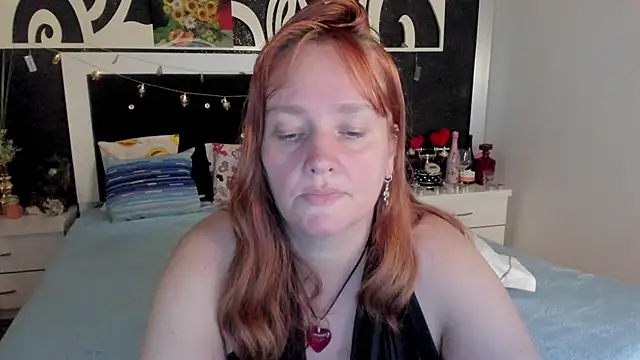 Snapshot of SinFulTitsDD chatting on 01/31/25, 06:47 SinFulTitsDD online show from 01/31/25, 06:47