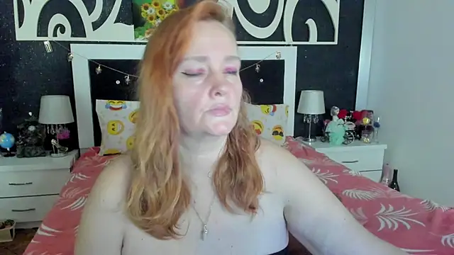 Snapshot of SinFulTitsDD chatting on 03/03/25, 08:43 SinFulTitsDD online show from 03/03/25, 08:43