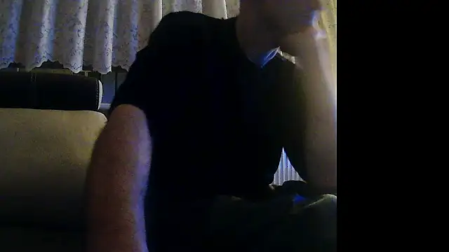 Snapshot of Dzutt chatting on 01/12/25, 01:32 Dzutt online show from 01/12/25, 01:32