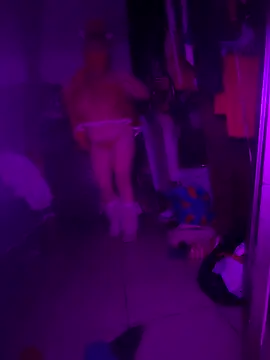 Snapshot of Cataleia21 chatting on 12/05/25, 12:03 Cataleia21 online show from 12/05/25, 12:03