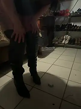 Cataleia21 online show from 02/15/26, 04:03