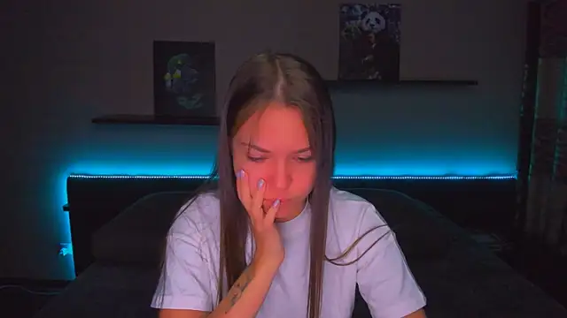 AlexaBarkley online show from 12/18/25, 12:17