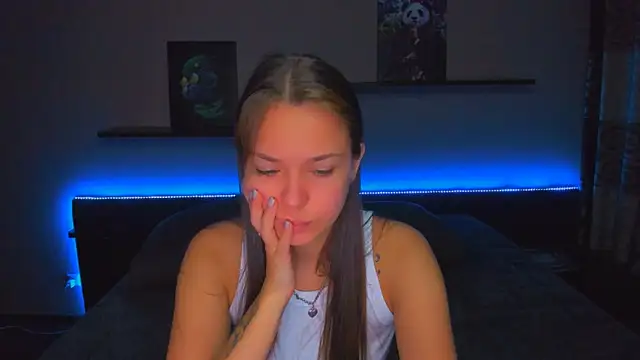 AlexaBarkley online show from 12/22/25, 12:18