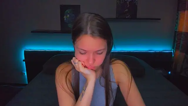 AlexaBarkley online show from 04/09/26, 12:43