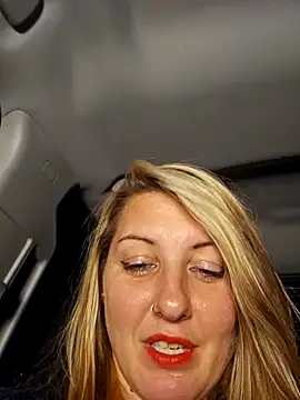 SheIsSomething online show from 01/19/25, 02:15