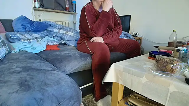 HotBiPaar online show from 12/15/24, 09:42