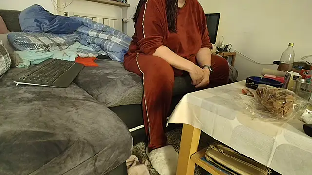 HotBiPaar online show from 12/16/24, 12:48