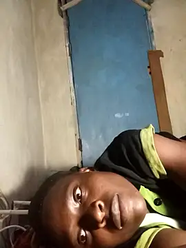 Snapshot of cute-shamza chatting on 12/02/25, 05:30 cute-shamza online show from 12/02/25, 05:30