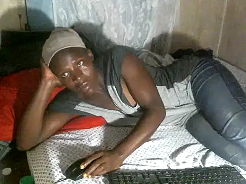 cute-shamza online show from 01/15/26, 05:05