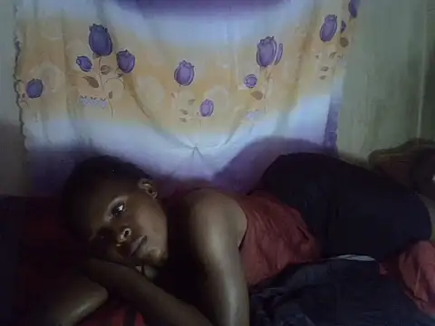 cute-shamza online show from 05/15/26, 06:42
