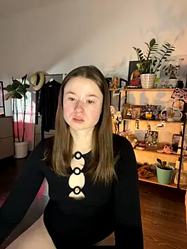 sweetest pie online show from 10/28/25, 07:05