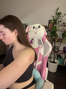 sweetest pie online show from 04/02/26, 06:38