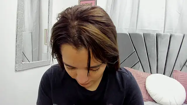 Gretten wright online show from 02/06/25, 12:05