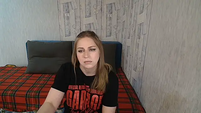 Snapshot of Pilly_green_ chatting on 02/15/26, 07:51 Pilly green online show from 02/15/26, 07:51