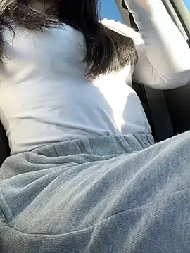 clairewntr online show from 03/03/25, 12:37