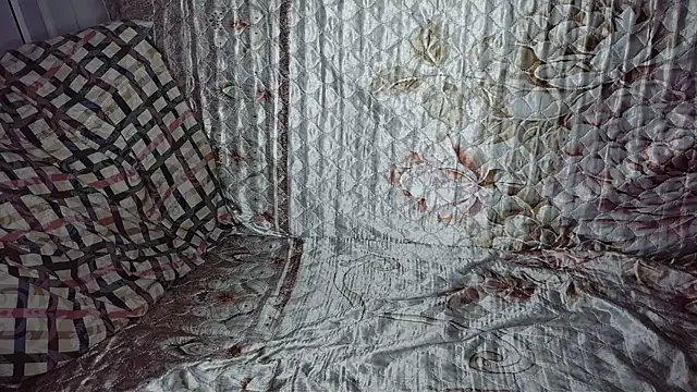 Snapshot of littledaddyflex chatting on 11/17/25, 10:48 littledaddyflex online show from 11/17/25, 10:48