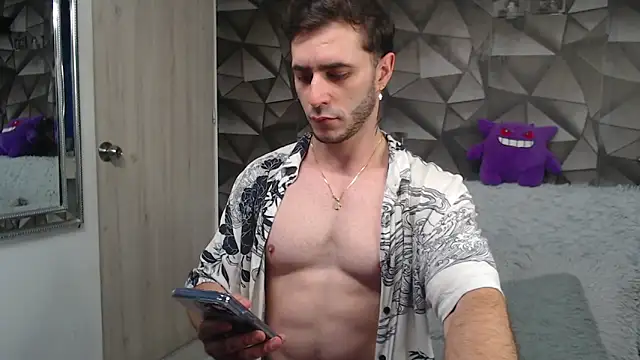 Latino stud4u online show from 01/07/26, 11:18