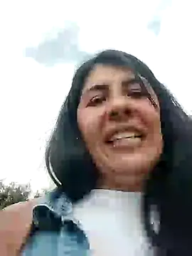 Snapshot of aisha_latina chatting on 12/06/24, 02:49 aisha latina online show from 12/06/24, 02:49