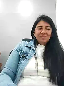 Snapshot of aisha_latina chatting on 12/09/24, 06:03 aisha latina online show from 12/09/24, 06:03